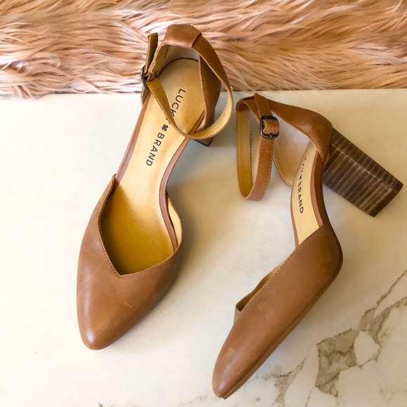 lucky brand mariannah pump